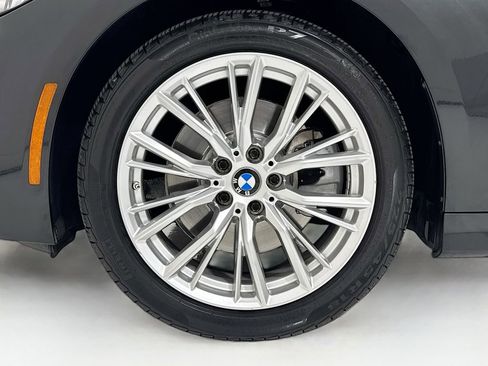 Used 2023 BMW 330i Sedan w/ Driving Assistance Package image 32