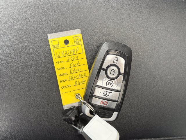 Certified 2024 Ford Edge SEL w/ Convenience Package AWD/4WD image 15