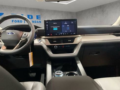 New 2026 Ford Explorer Active image 14
