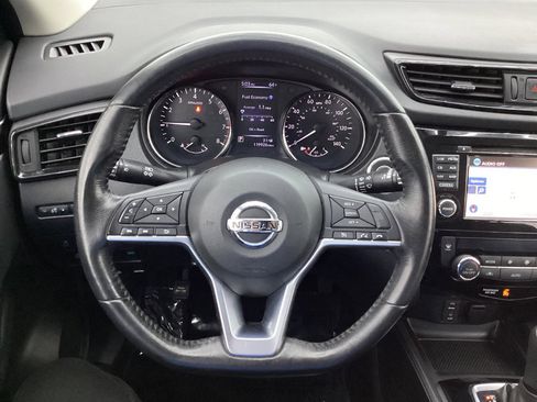 Used 2018 Nissan Rogue Sport SL image 30