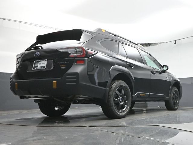 Used 2025 Subaru Outback Wilderness w/ Wilderness Package AWD/4WD image 39