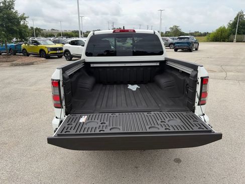 Certified 2025 Nissan Frontier PRO-4X w/ Pro Premium Package AWD/4WD image 30