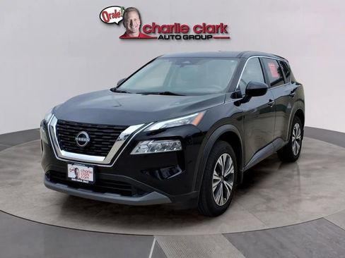 Used 2023 Nissan Rogue SV FWD image 1