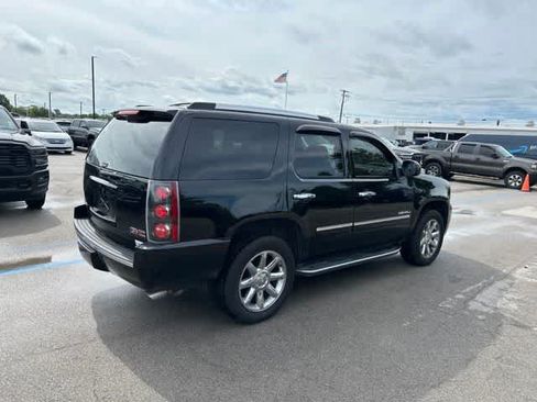 Used 2013 GMC Yukon Denali AWD/4WD image 19