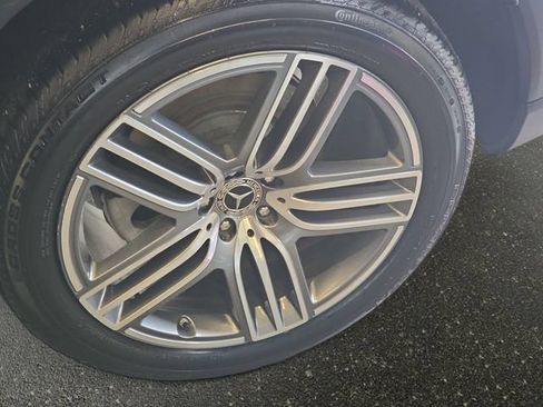 Used 2025 Mercedes-Benz GLS 450 4MATIC image 37