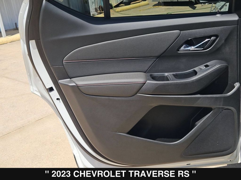 Used 2023 Chevrolet Traverse RS w/ LPO, Floor Liner Package FWD image 19