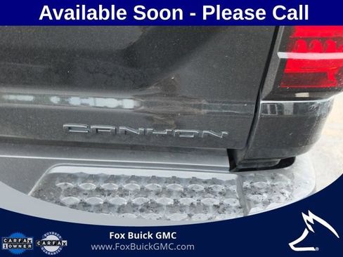 Used 2024 GMC Canyon Denali w/ LPO, Denali Black Edition AWD/4WD image 5