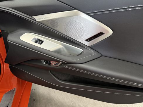 Used 2020 Chevrolet Corvette Stingray Preferred Cpe w/ 2LT Preferred Equipment Group RWD image 9