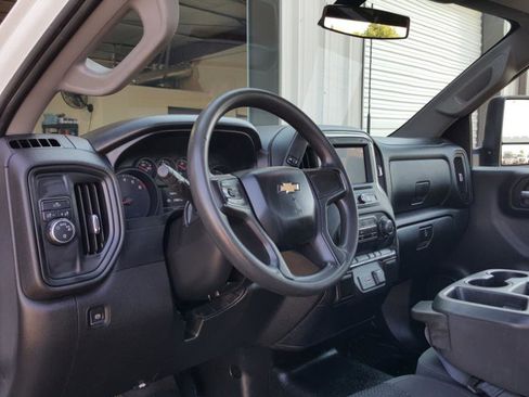 Used 2021 Chevrolet Silverado 2500 W/T image 11