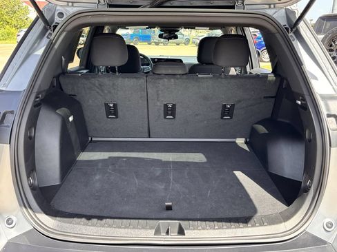 Used 2026 Chevrolet Equinox LT FWD image 25