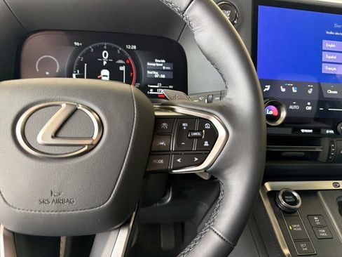 Certified 2026 Lexus GX 550 w/ Cold Area Package AWD/4WD image 16