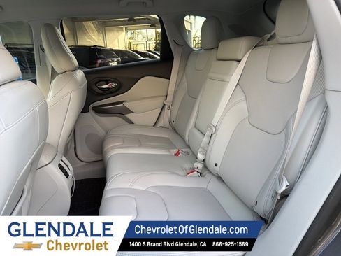 Used 2019 Jeep Cherokee Limited w/ Trailer Tow Group image 19