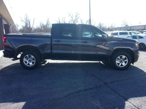 Used 2023 Chevrolet Silverado 1500 Custom image 4