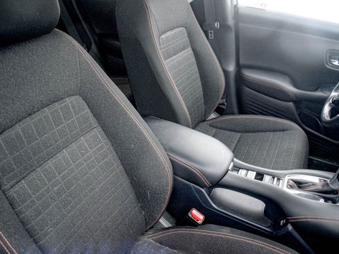 Used 2023 Honda HR-V Sport image 6