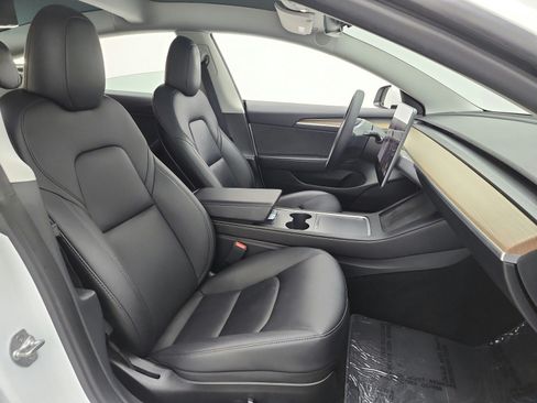 Used 2023 Tesla Model 3 Standard Range RWD image 19