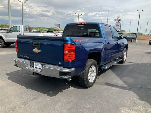 Used 2018 Chevrolet Silverado 1500 LT w/ Trailering Package AWD/4WD image 6