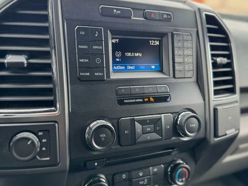 Used 2017 Ford F150 XLT image 13