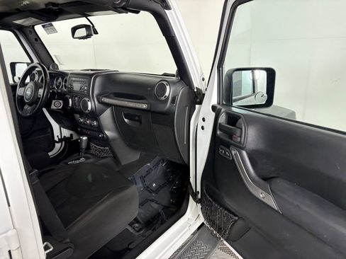 Used 2014 Jeep Wrangler Unlimited Sport w/ Quick Order Package 24S image 29