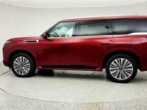 Used 2026 INFINITI QX80 Sensory AWD/4WD image 8