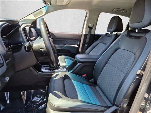 Used 2018 Chevrolet Colorado Z71 RWD image 15