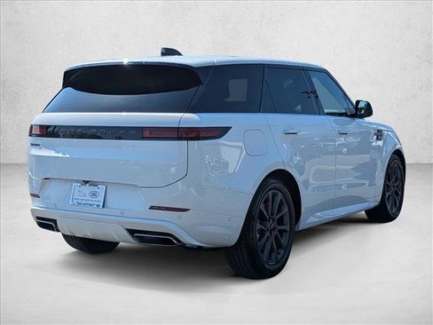 Certified 2026 Land Rover Range Rover Sport Dynamic SE AWD/4WD image 5