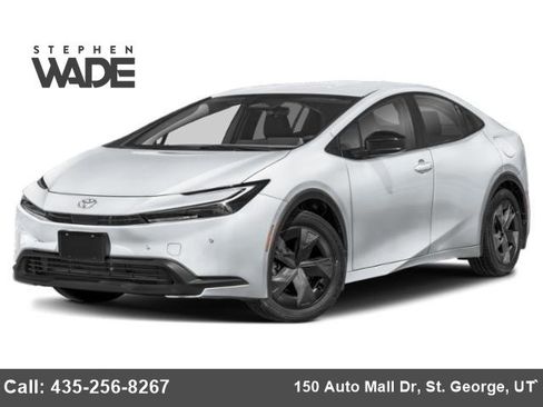 Used 2025 Toyota Prius LE FWD image 1