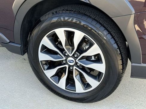 Certified 2024 Subaru Outback Limited AWD/4WD image 12