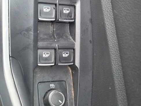 Used 2024 Volkswagen Jetta Sport FWD image 19