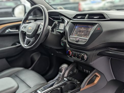 Used 2023 Chevrolet TrailBlazer ACTIV image 39