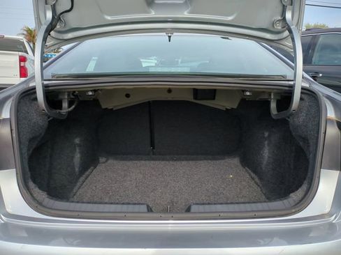 Used 2025 Volkswagen Jetta SE image 14