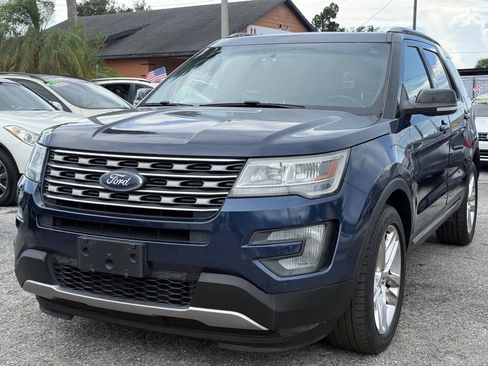 Used 2016 Ford Explorer XLT w/ Equipment Group 202A AWD/4WD image 3