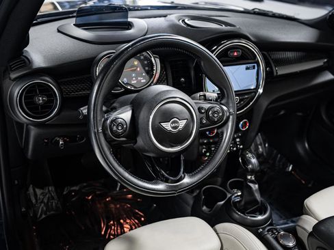 Used 2018 MINI Cooper S image 14