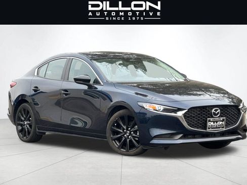 Used 2025 MAZDA MAZDA3 s FWD image 2