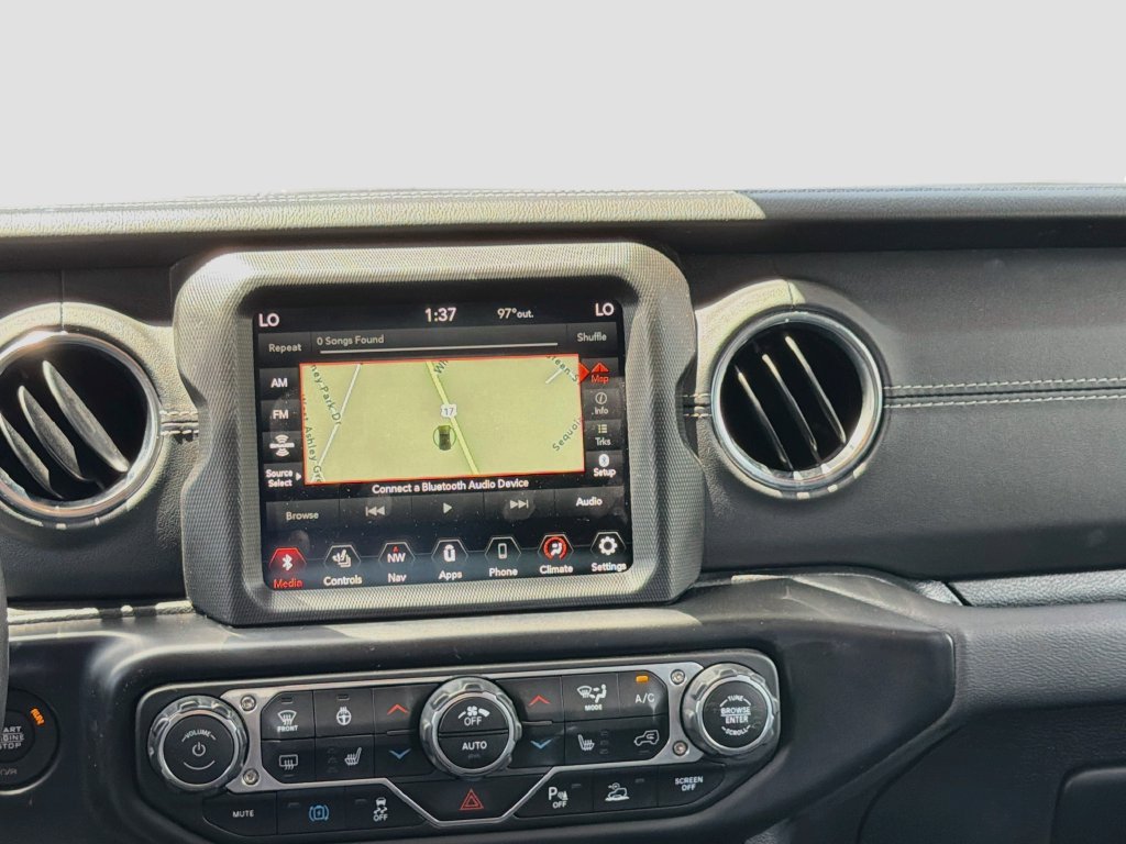 Used 2021 Jeep Wrangler Unlimited Sahara w/ Cold Weather Group AWD/4WD image 27