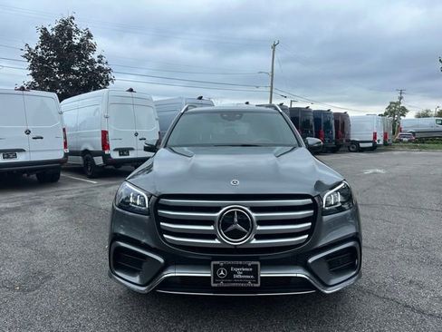 Certified 2024 Mercedes-Benz GLS 450 4MATIC image 8