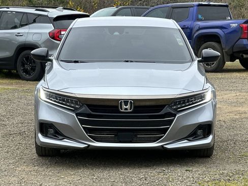 Used 2022 Honda Accord Sport Special Edition image 6