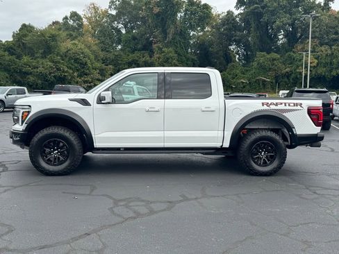 Used 2025 Ford F150 Raptor image 3