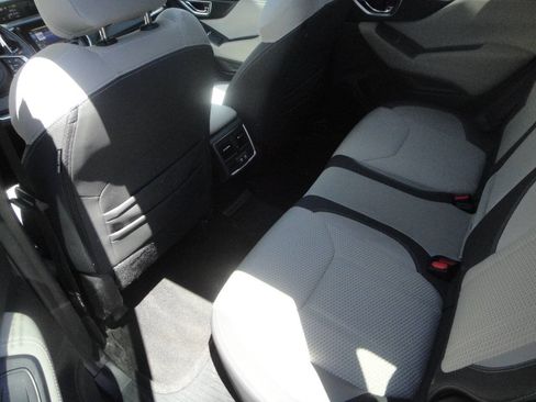 Used 2019 Subaru Forester Premium AWD/4WD image 12
