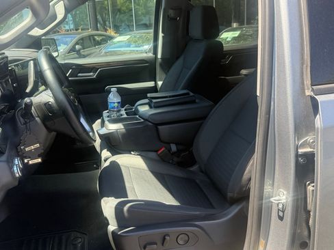 Used 2023 GMC Sierra 1500 Elevation AWD/4WD image 4