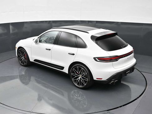 Certified 2023 Porsche Macan S AWD/4WD image 30