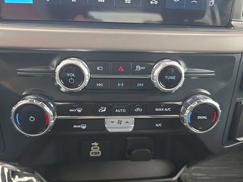 Used 2025 Ford F150 XLT w/ Equipment Group 301A Standard image 26