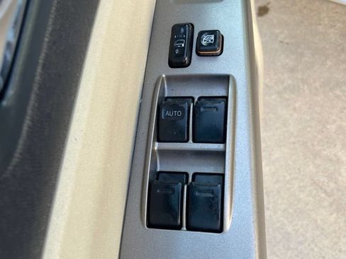 Used 2009 Toyota Prius FWD image 15