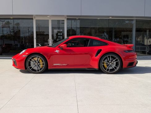 Used 2021 Porsche 911 Turbo S image 2