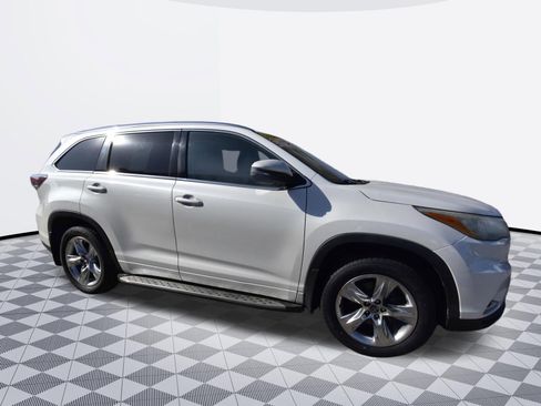 Used 2016 Toyota Highlander Limited image 5
