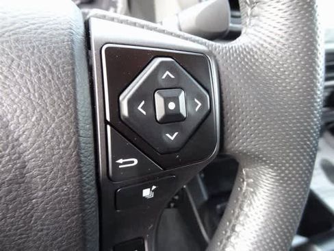 Used 2021 Toyota Tacoma TRD Sport image 13