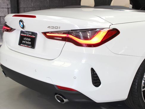 Used 2022 BMW 430i xDrive Convertible w/ Premium Package 2 image 18