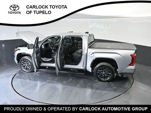 Used 2025 Toyota Tundra Platinum AWD/4WD image 54