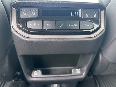 Used 2025 Lexus TX 500h AWD w/ Technology Package image 35