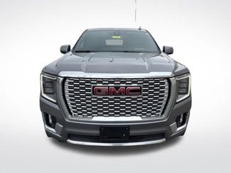 Used 2022 GMC Yukon Denali video 3