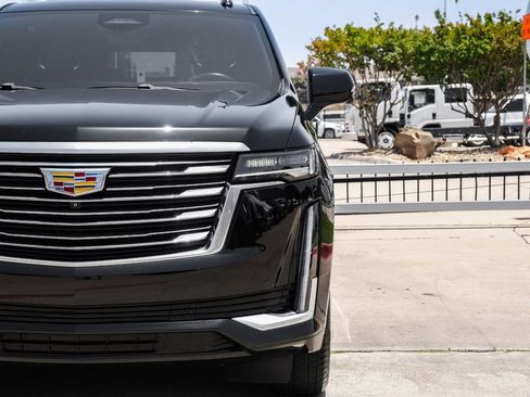 Used 2021 Cadillac Escalade ESV Premium Luxury w/ Performance Package RWD image 56